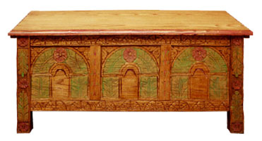 Reproduction circa 1650 blanket Chest(View larger picture)